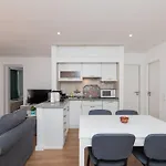 Casa Andorinhas - T2 Renovado Com Terraco شقة