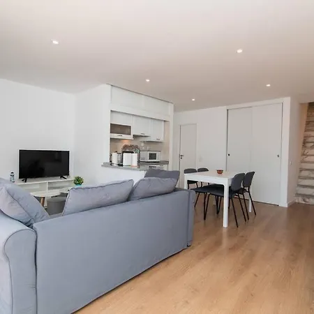 Casa Andorinhas - T2 Renovado Com Terraco *