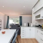 Casa Andorinhas - T2 Renovado Com Terraco Διαμέρισμα *
